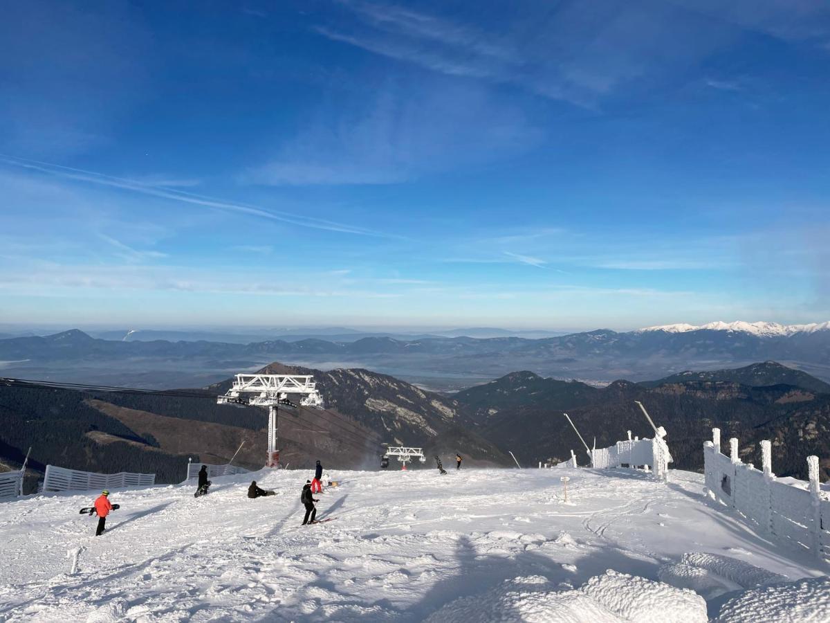 فيلا Holiday Raj Bešeňová المظهر الخارجي الصورة